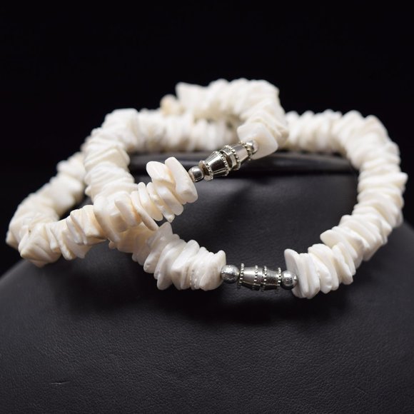 2 Puka Shell Bracelet Chipped Sea Shell 8" Unisex Surf Sand Hula Beach Barrel - Picture 4 of 7